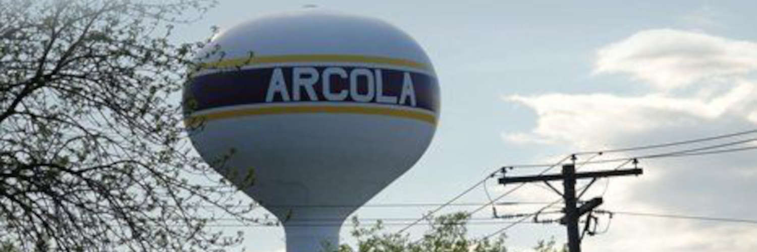 Arcola water tower